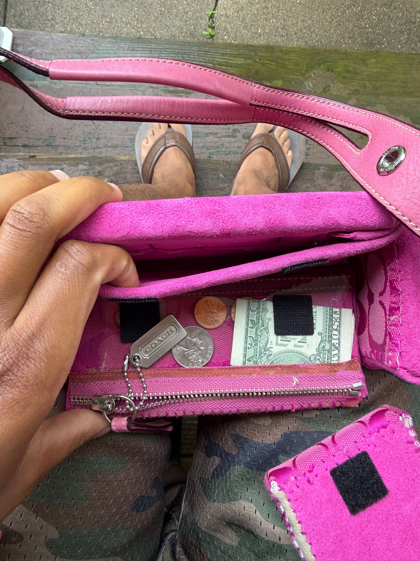 1 of 1 PINK FUCHSIA 'COACH' COUCH BAG