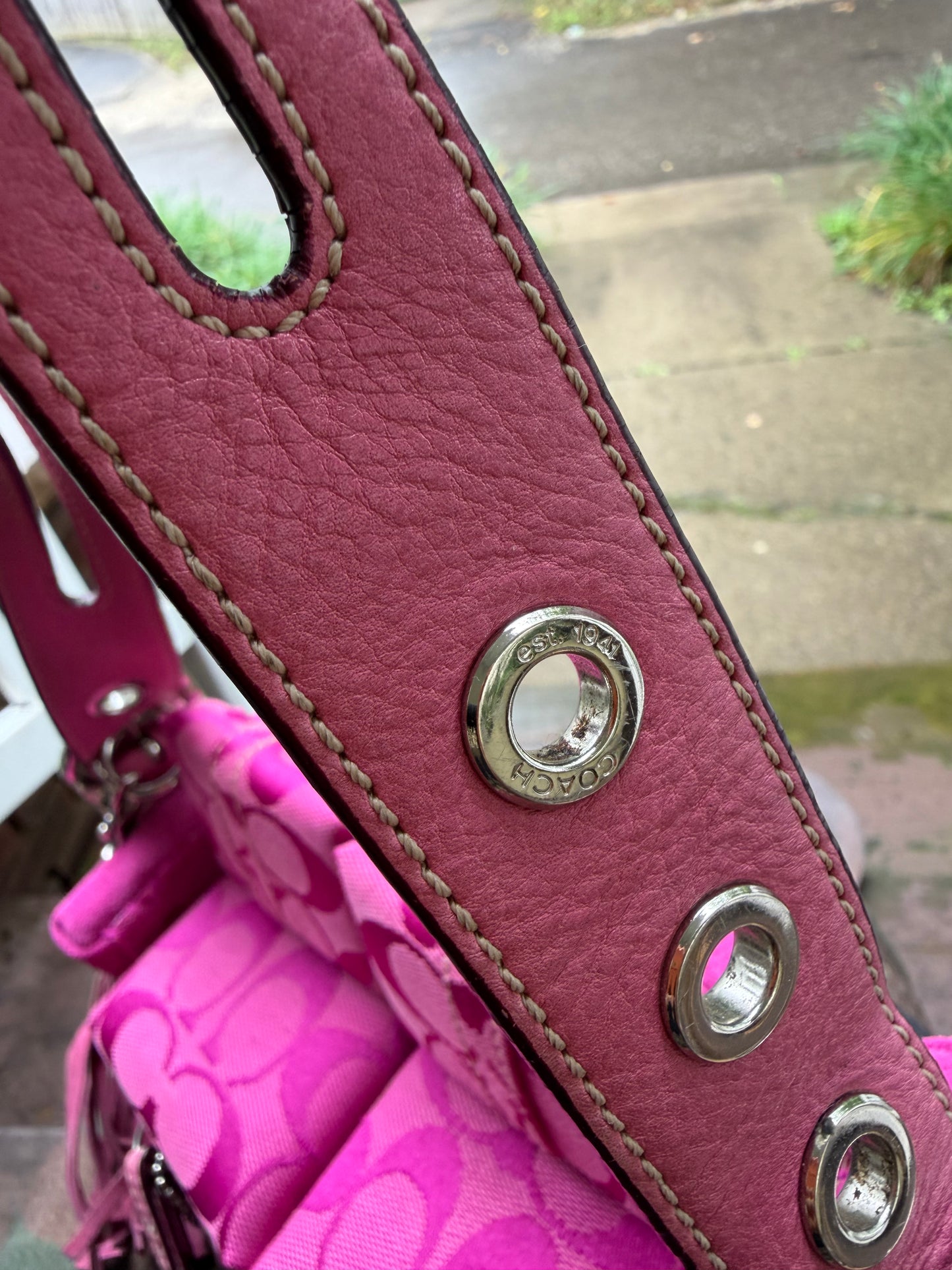 1 of 1 PINK FUCHSIA 'COACH' COUCH BAG