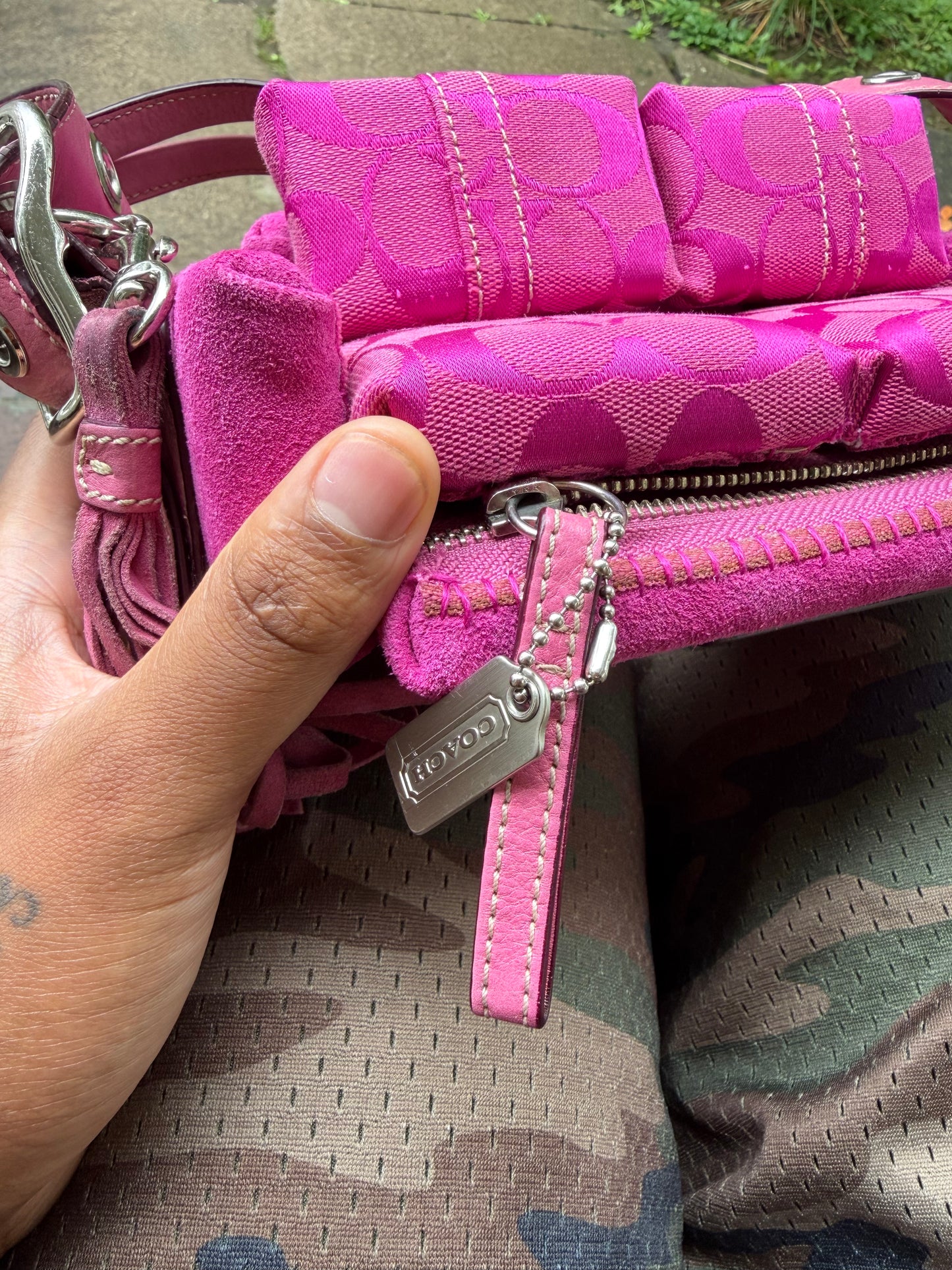 1 of 1 PINK FUCHSIA 'COACH' COUCH BAG