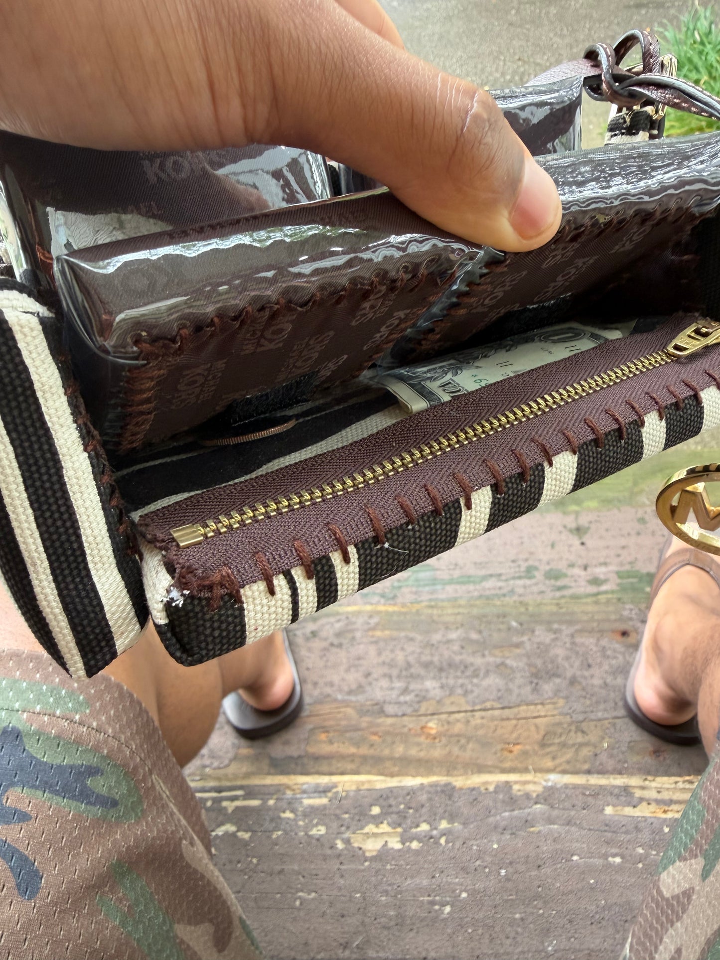 1 of 1 ZEBRA 'MICHAEL KORS' COUCH BAG