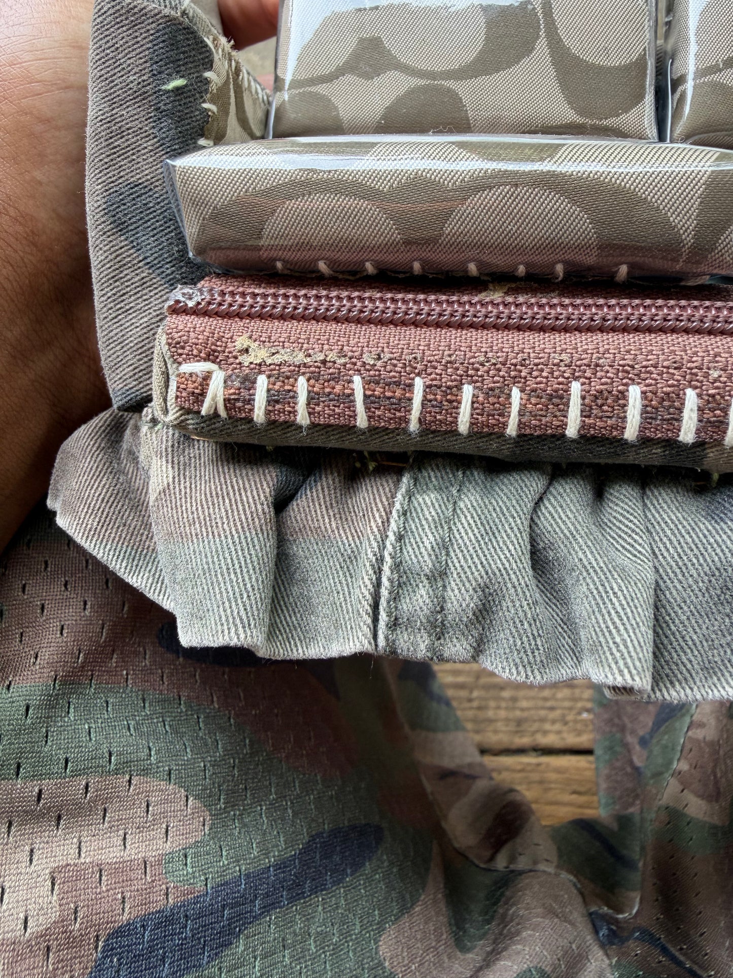 1 of 1 CAMO 'COACH' COUCH BAG