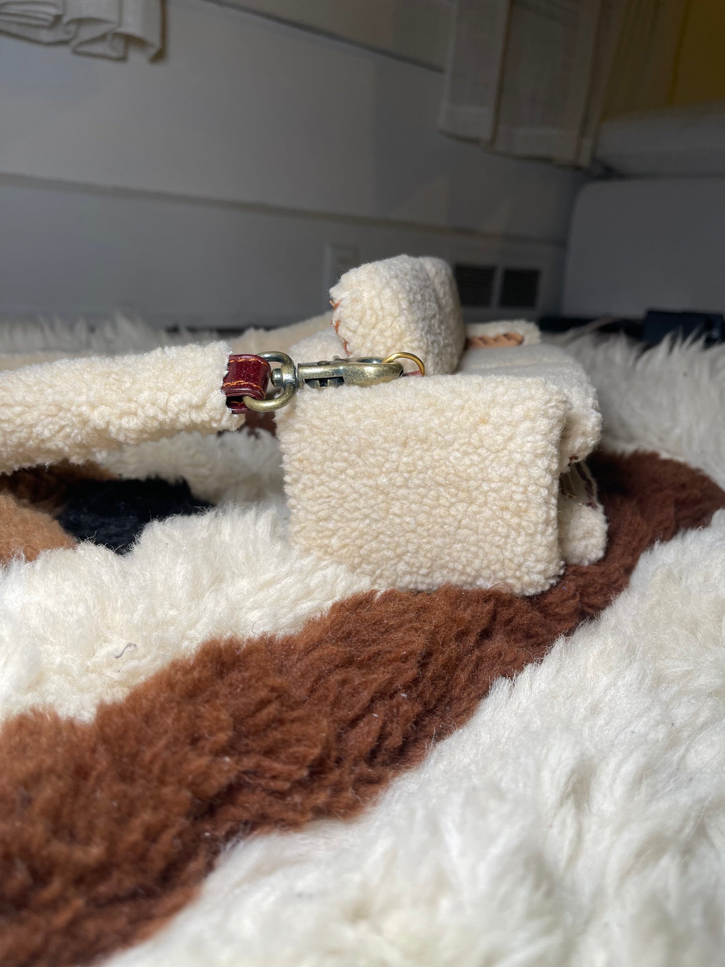 1-of-1 SHERPA 'Loose Change In The Sofa' Bag