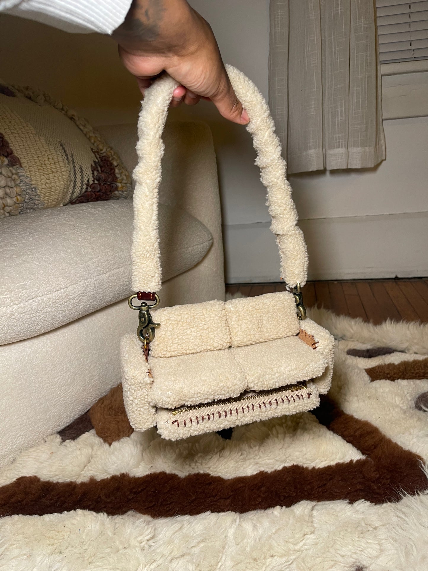 1-of-1 SHERPA 'Loose Change In The Sofa' Bag